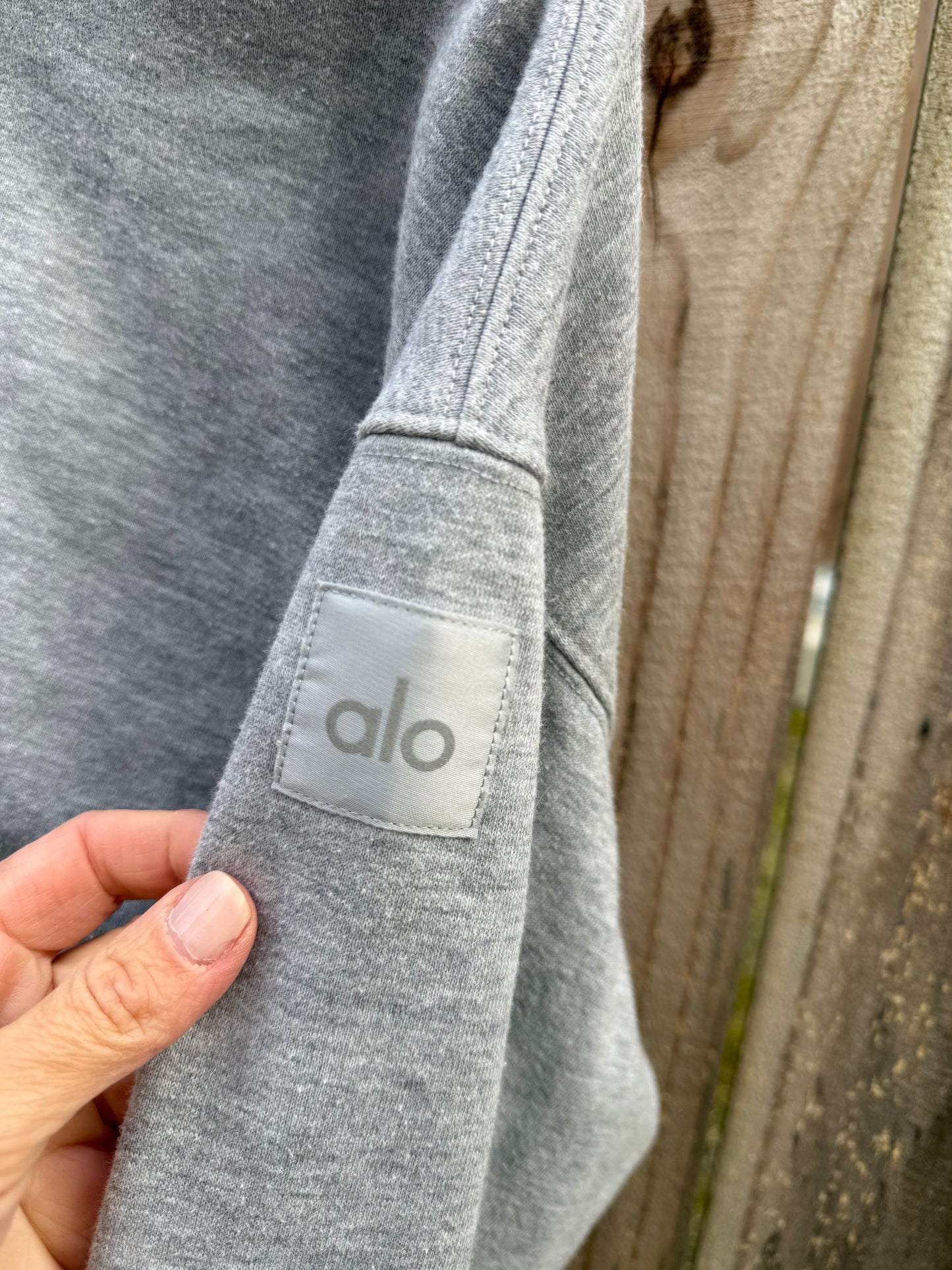 Alo Cropped Sweatshirt – Heather Gray
