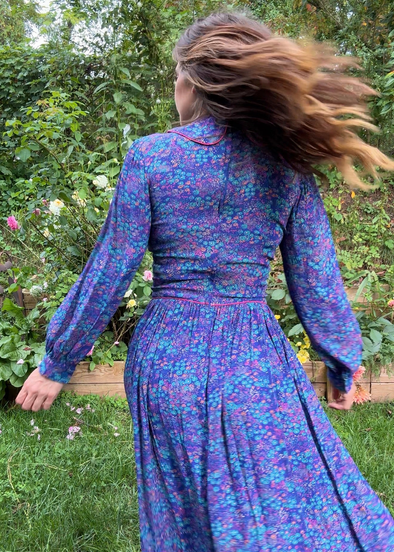 1980s Violet Prairie Dress, Peter Pan Collar, Floral Print