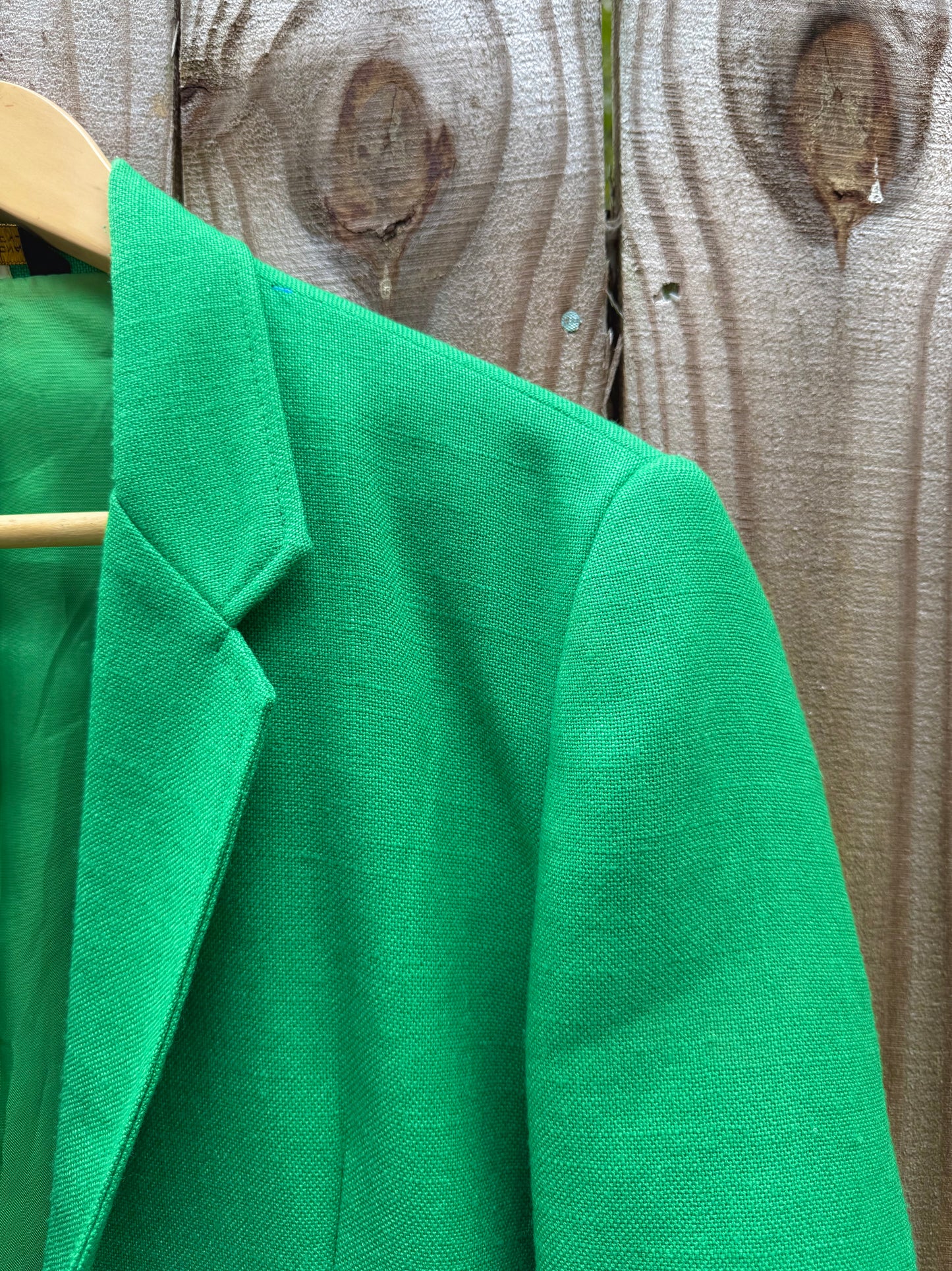 Vintage Green Blazer – Bold Statement Piece