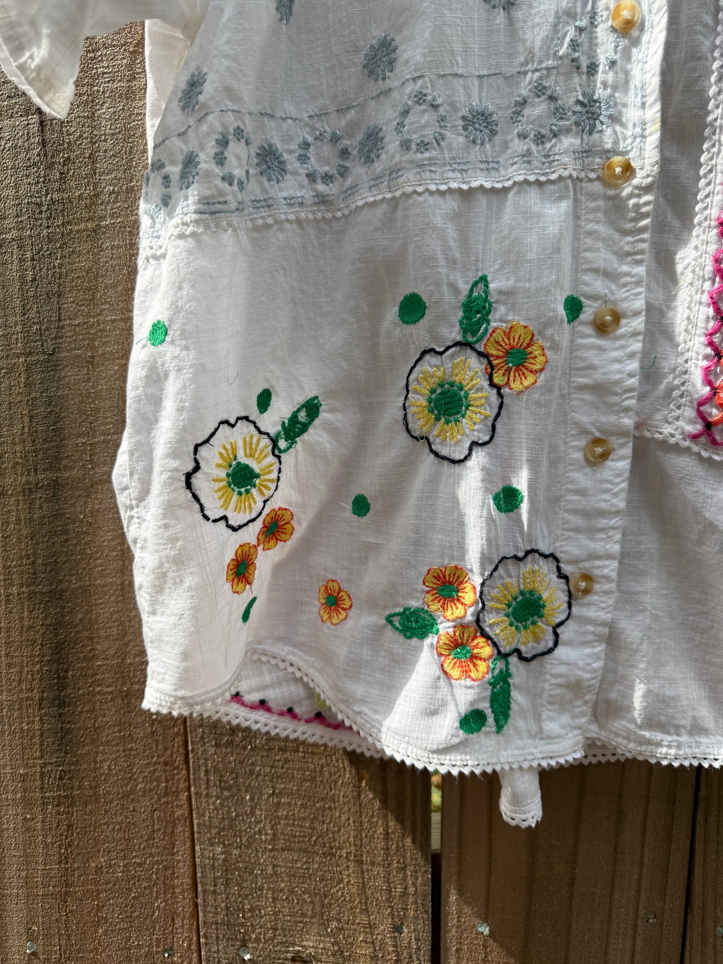 Embroidered Patchwork Embroidered Cotton Camp Shirt – White with Multicolor Florals