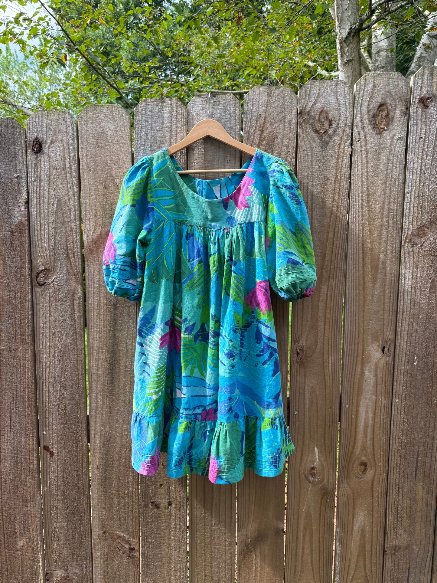 Sunday Honey Original – Tropical Floral Puff Sleeve Mini Dress
