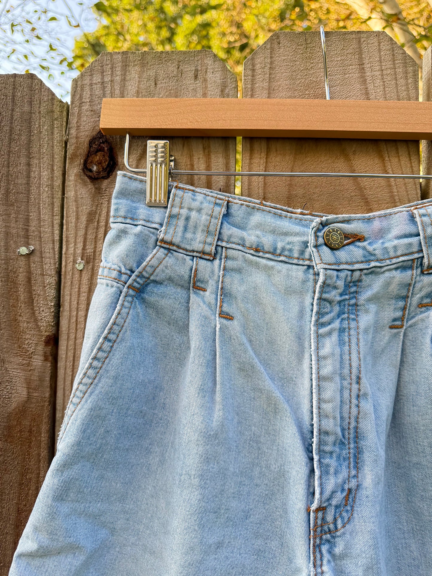 SUNSET BLUES VINTAGE DENIM SHORTS
