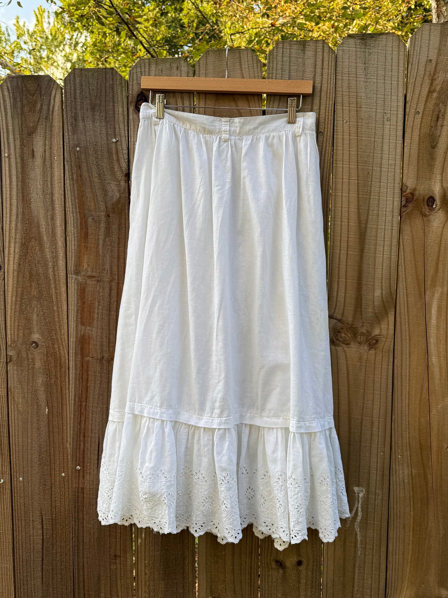 VINTAGE LINEN MAXI SKIRT WITH EYELET HEM — WHITE