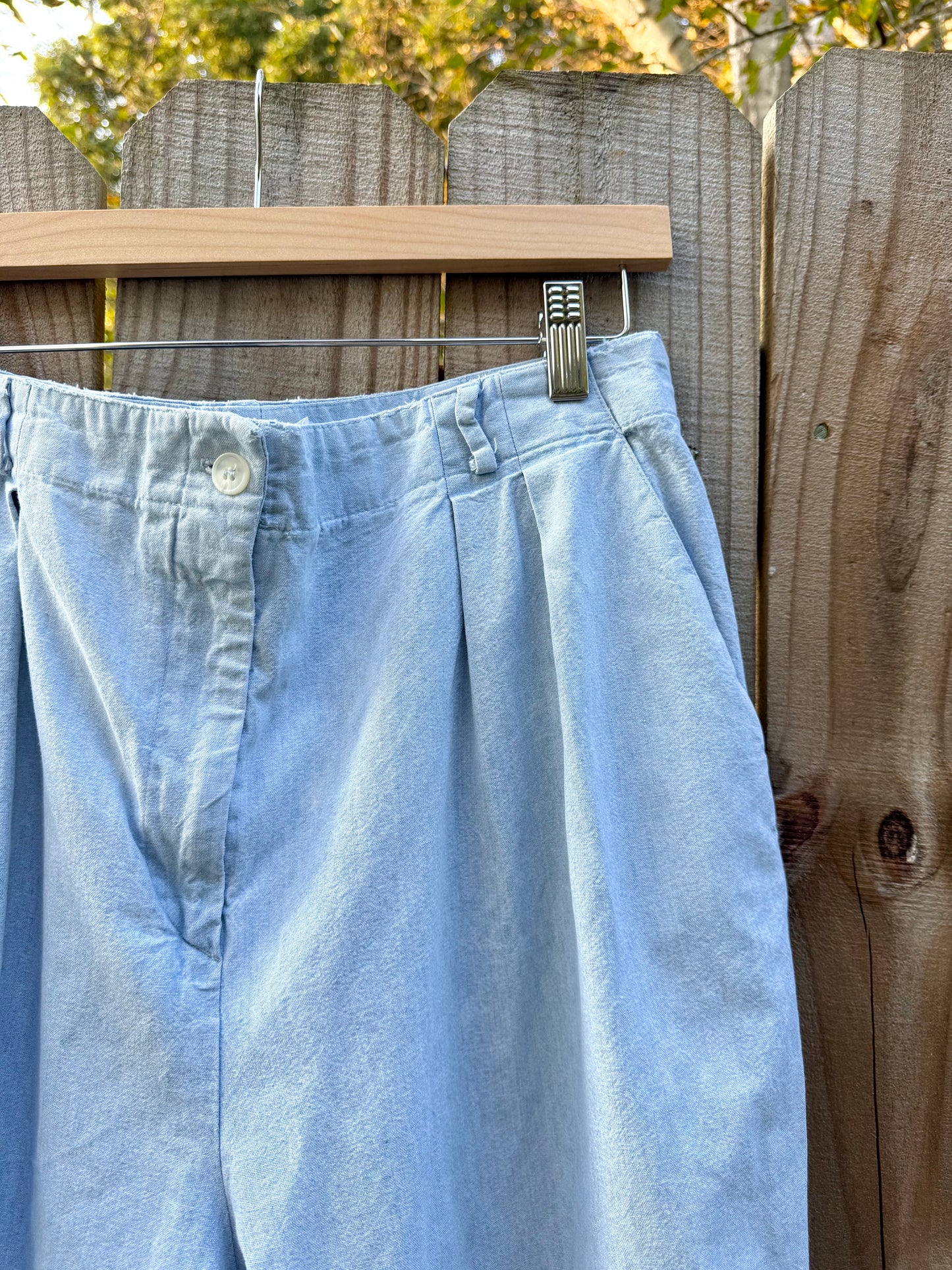 90's Vintage Light Blue Slouchy Pleated Trousers