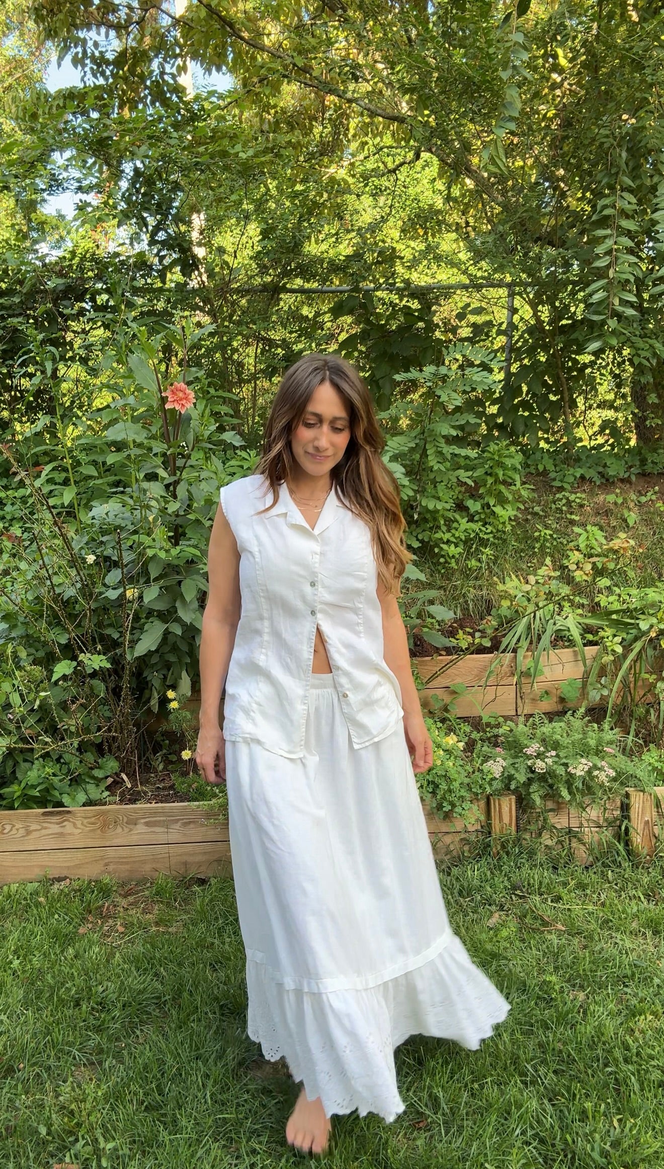 VINTAGE LINEN MAXI SKIRT WITH EYELET HEM — WHITE