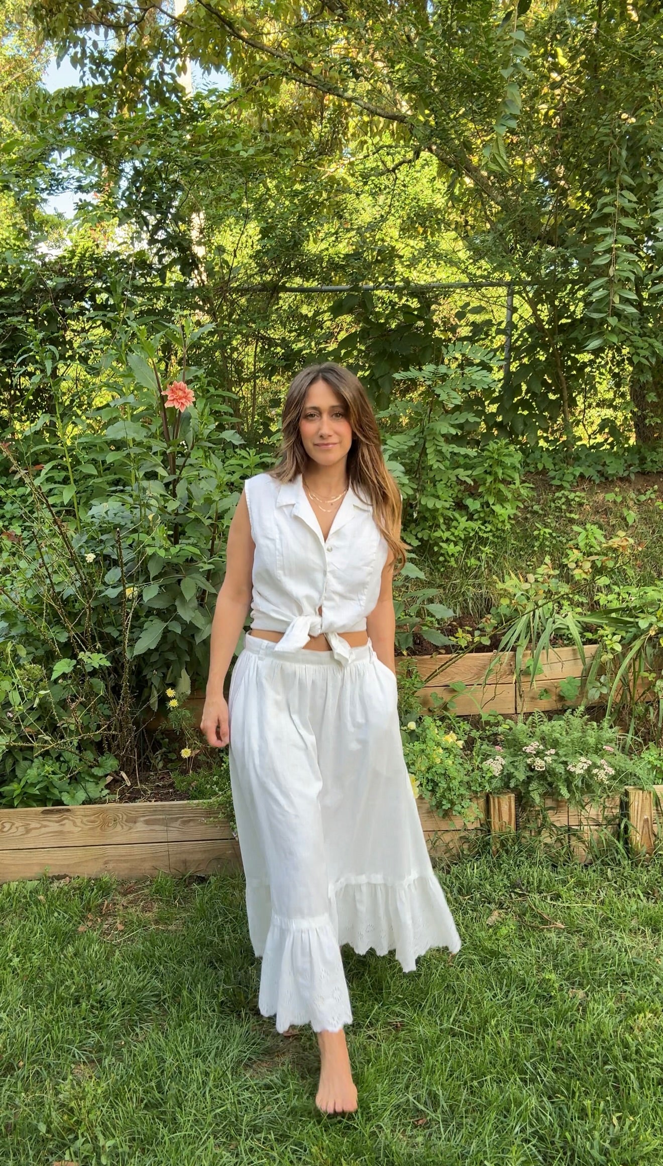 VINTAGE LINEN BUTTON DOWN TANK — WHITE