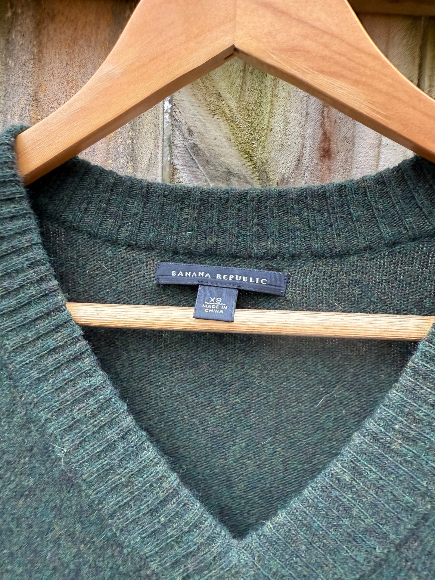 Vintage Banana Republic Forest Green Wool-Angora V-Neck Knit Sweater Top