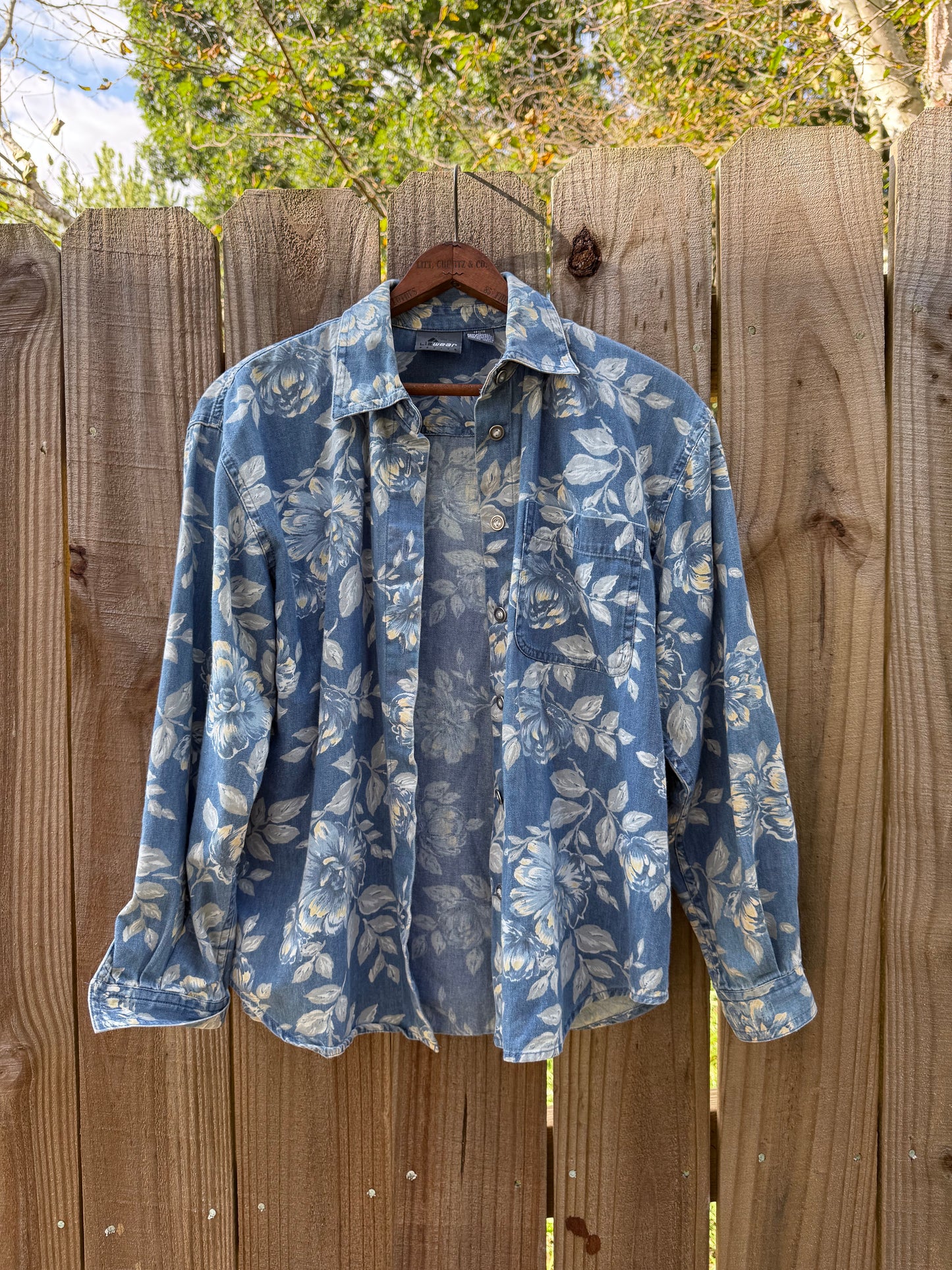Vintage Lizwear Chambray Floral Shirt – 90s Western Denim