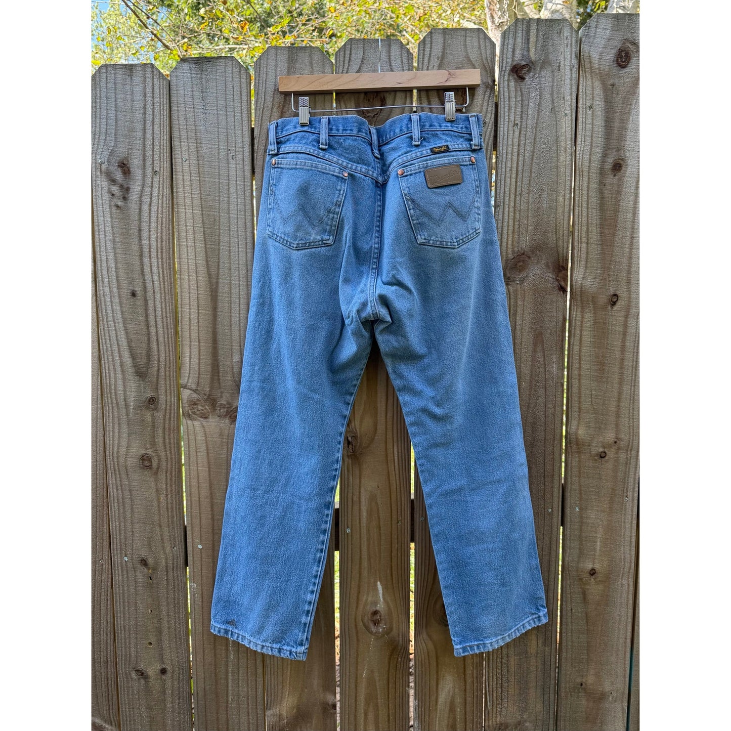 Vintage Wrangler Cowboy Cut Jeans – Distressed Mid Wash