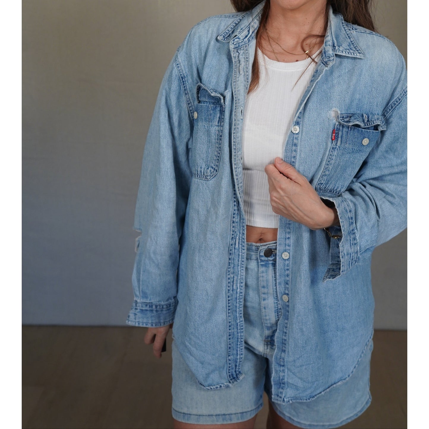 Vintage Levi’s Cotton Denim Shirt Light Wash Distressed Elbow Size L