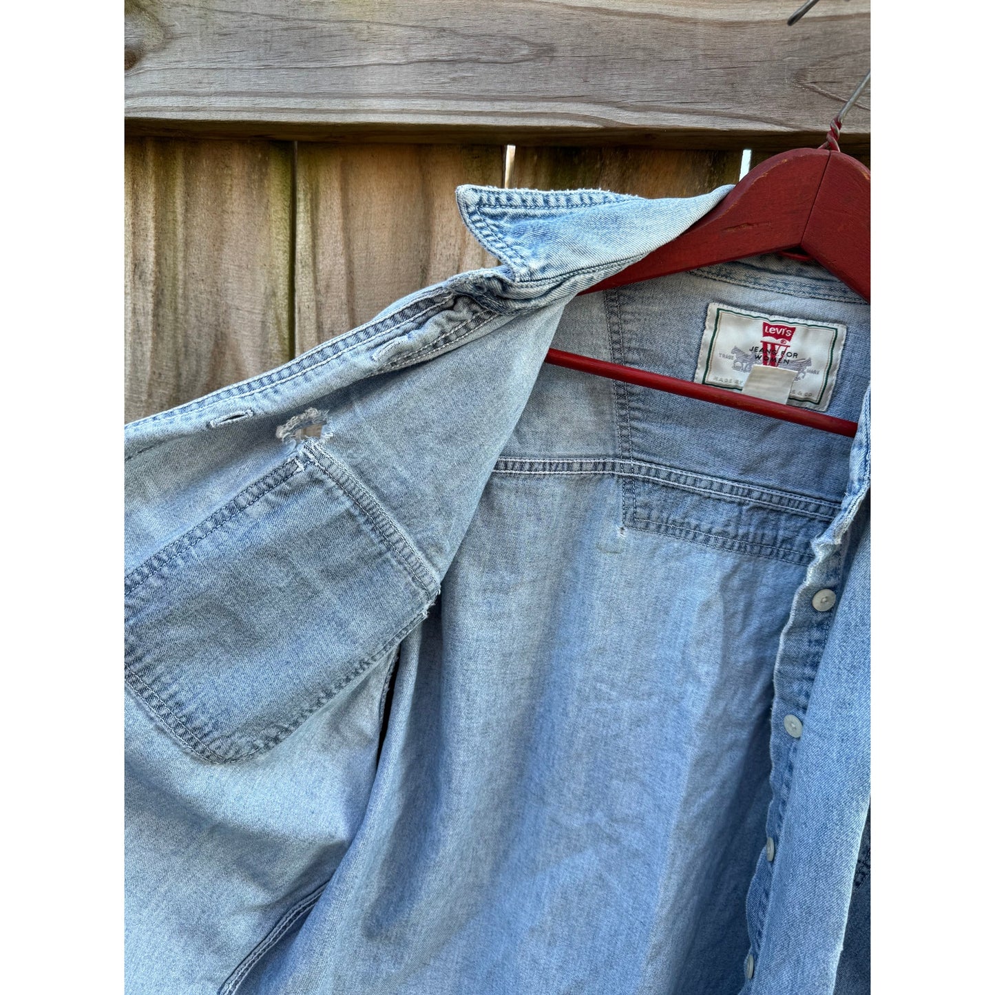 Vintage Levi’s Cotton Denim Shirt Light Wash Distressed Elbow Size L