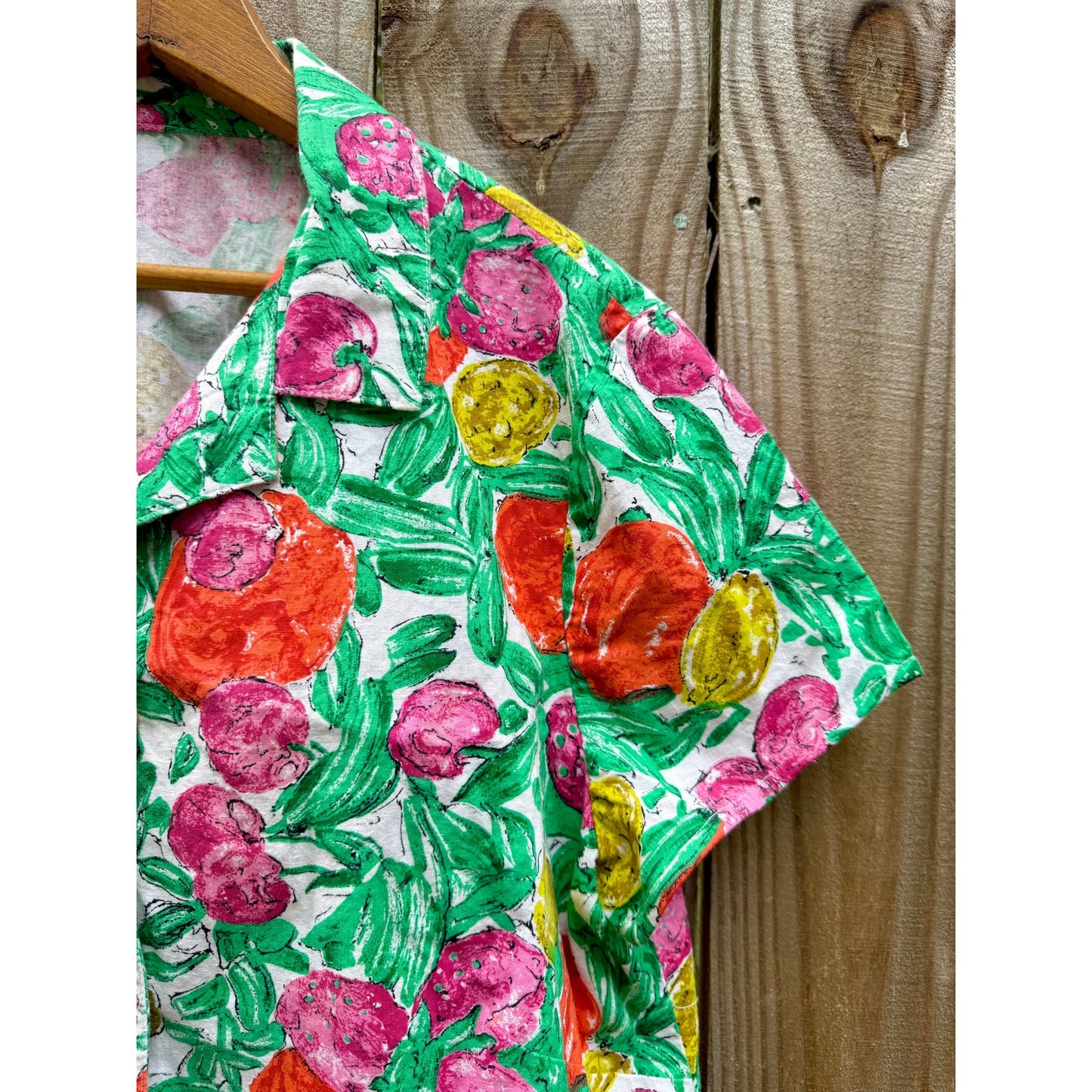 Sunday Honey Citrus Painterly Crop Shirt Reworked Vintage Fruit Print Retro