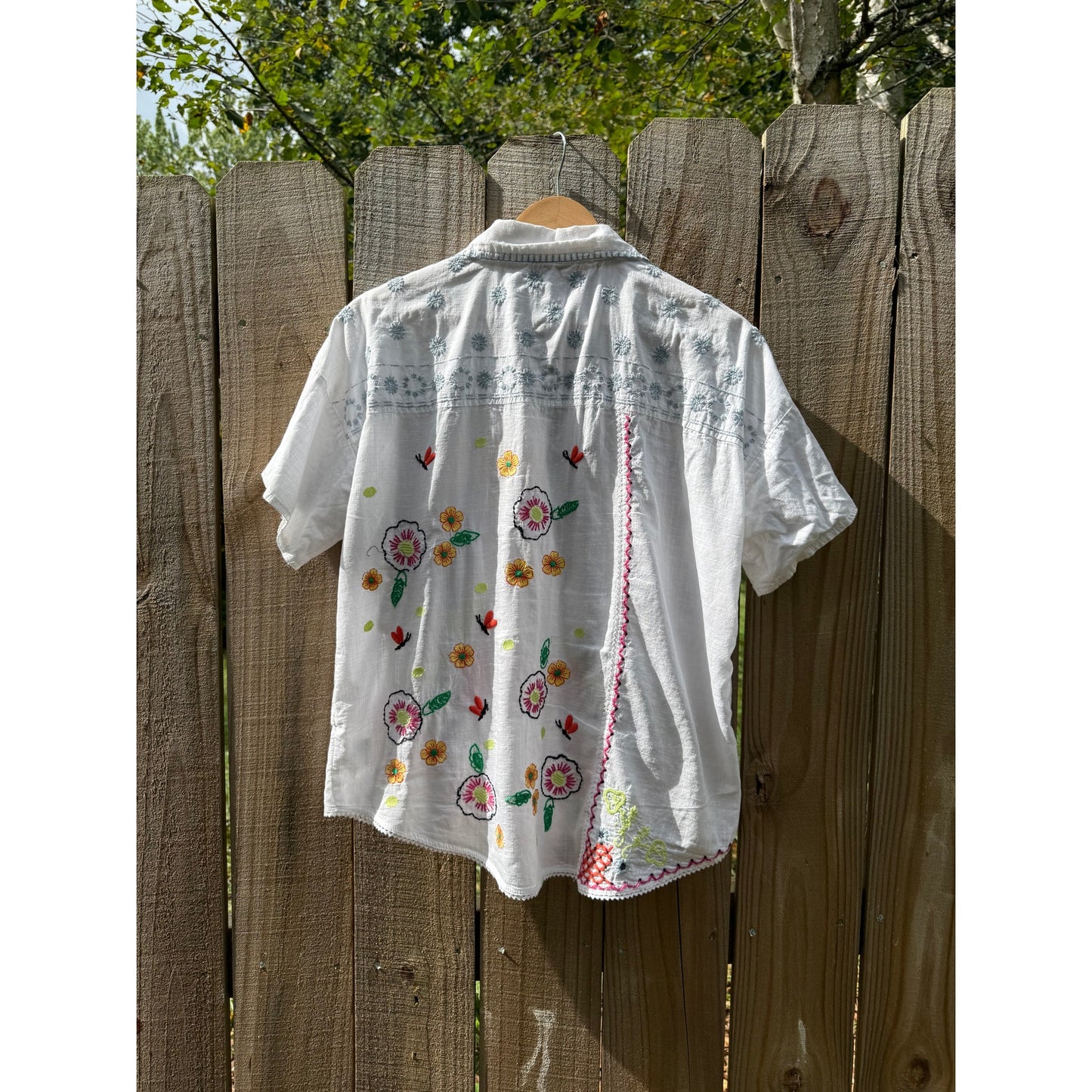 Embroidered Patchwork Embroidered Cotton Camp Shirt – White with Multicolor Florals