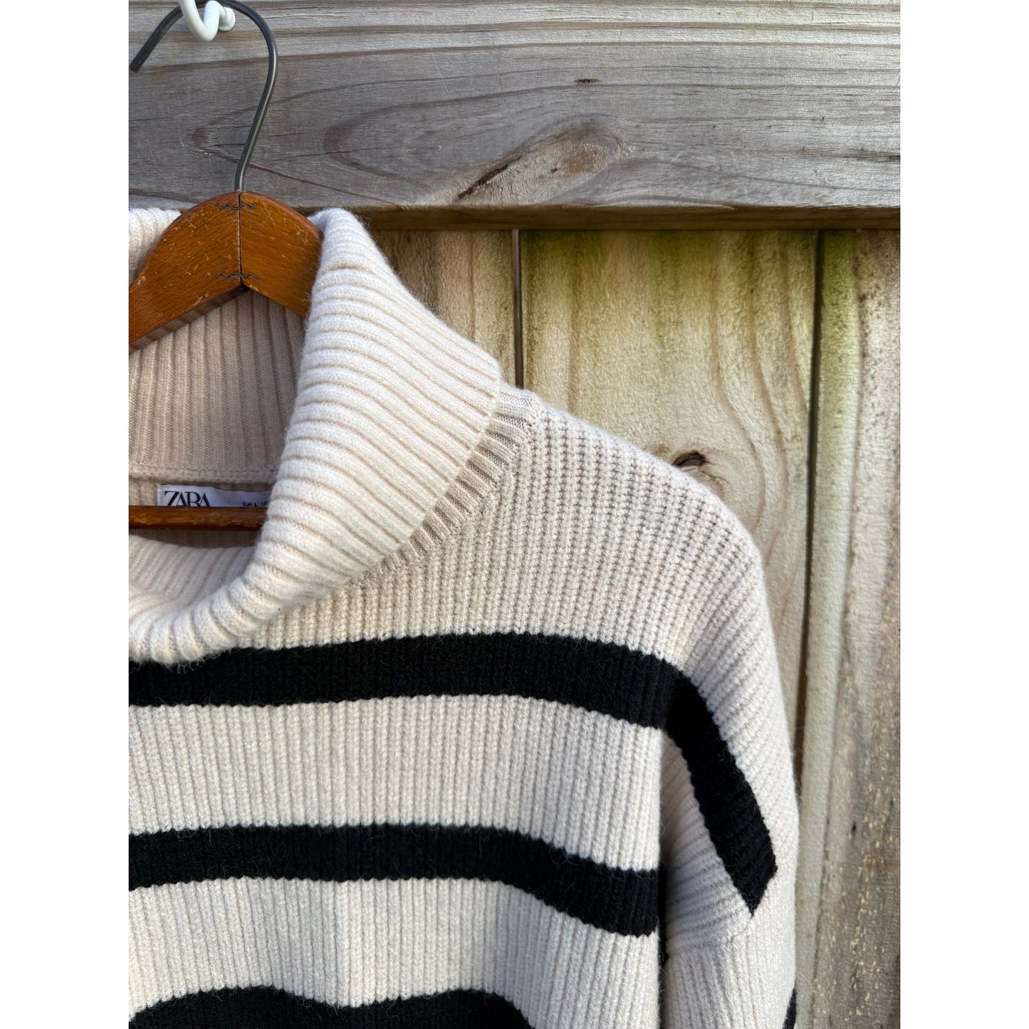 Zara Knit Striped Turtleneck Sweater Cream Black Oversized Ribbed Size L