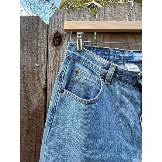 Vintage 90s Straight Leg Denim in Light Wash