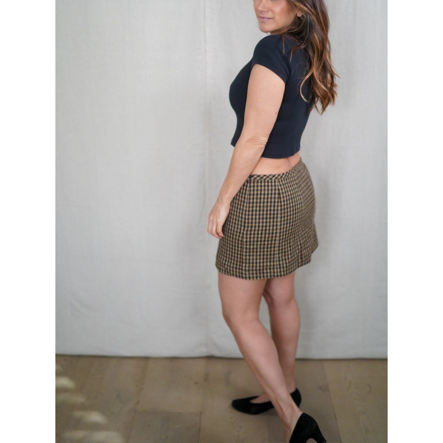 Vintage Talbots Brown Plaid Wool Mini Skirt – Low-Rise Editorial Fit