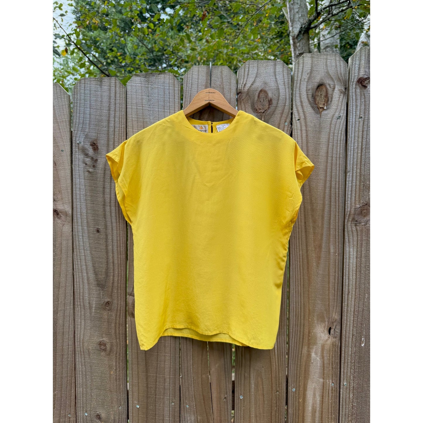 Late 80s / Early 90s Liz Claiborne Silk Top – Golden Hour Vintage