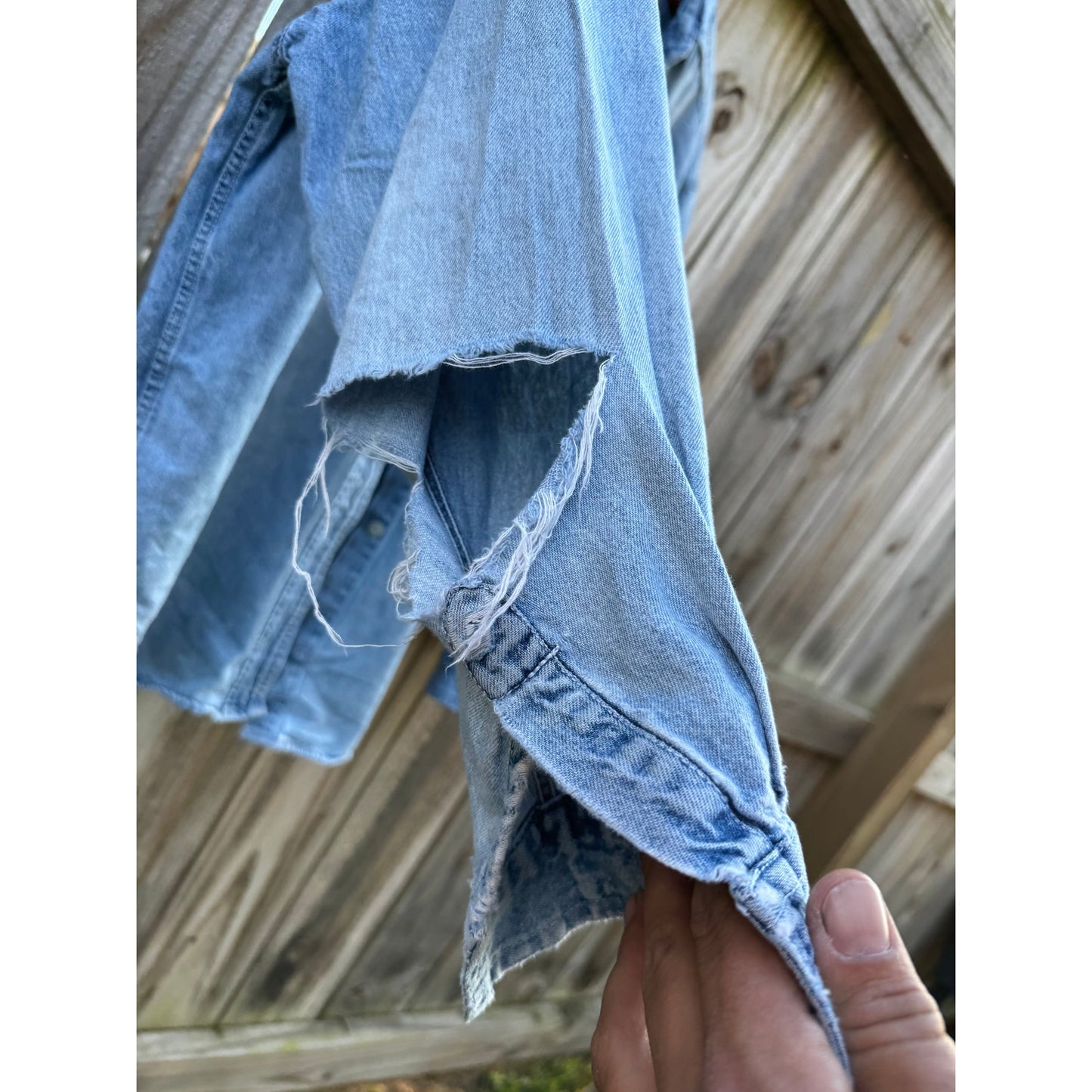 Vintage Levi’s Cotton Denim Shirt Light Wash Distressed Elbow Size L