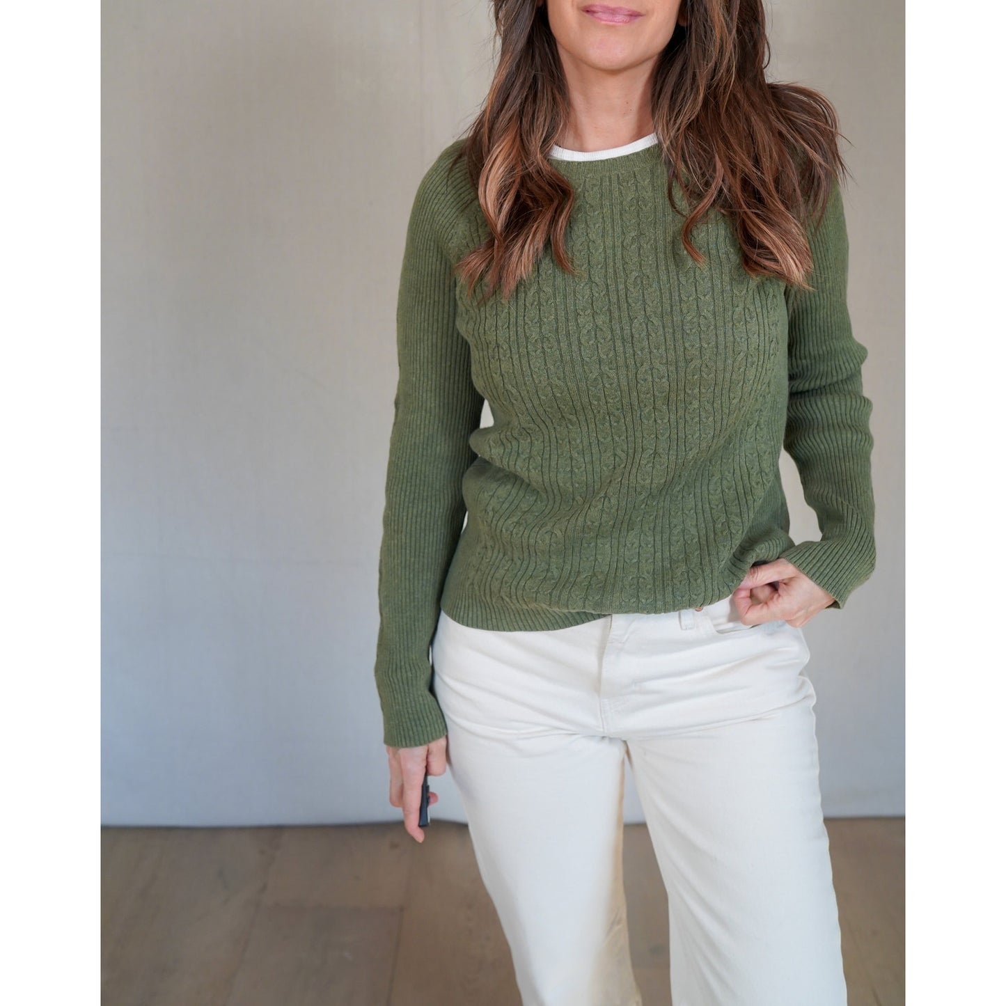 Eddie Bauer Cable Knit Sweater Olive Green – Cotton Blend, Ribbed Trim, Classic Outdoors, Fitted Crewneck