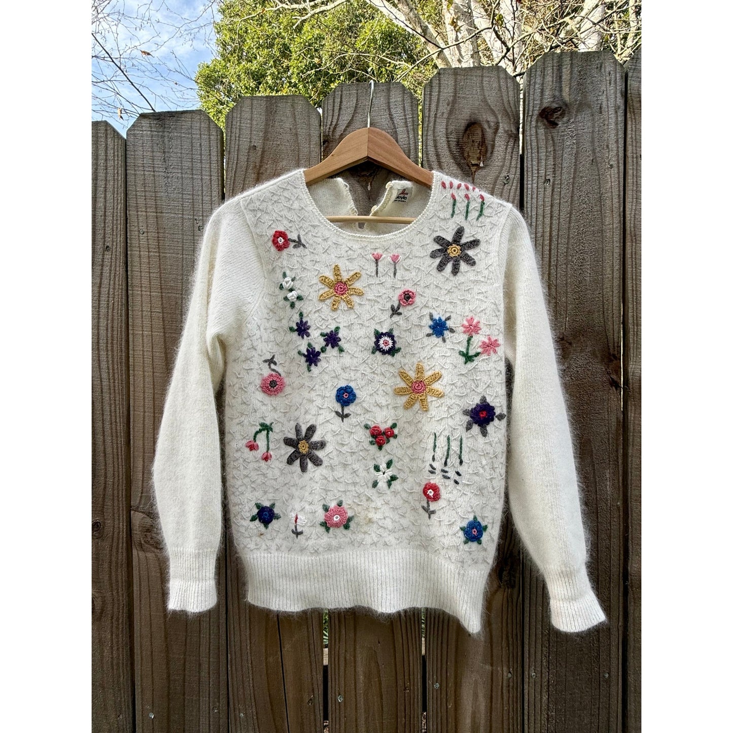 80s/90s Korean Floral Embroidered Lambswool Angora Sweater