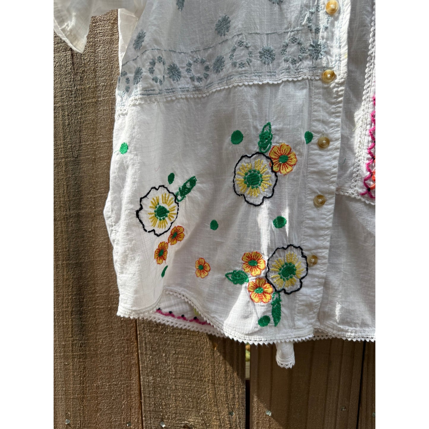 Embroidered Patchwork Embroidered Cotton Camp Shirt – White with Multicolor Florals