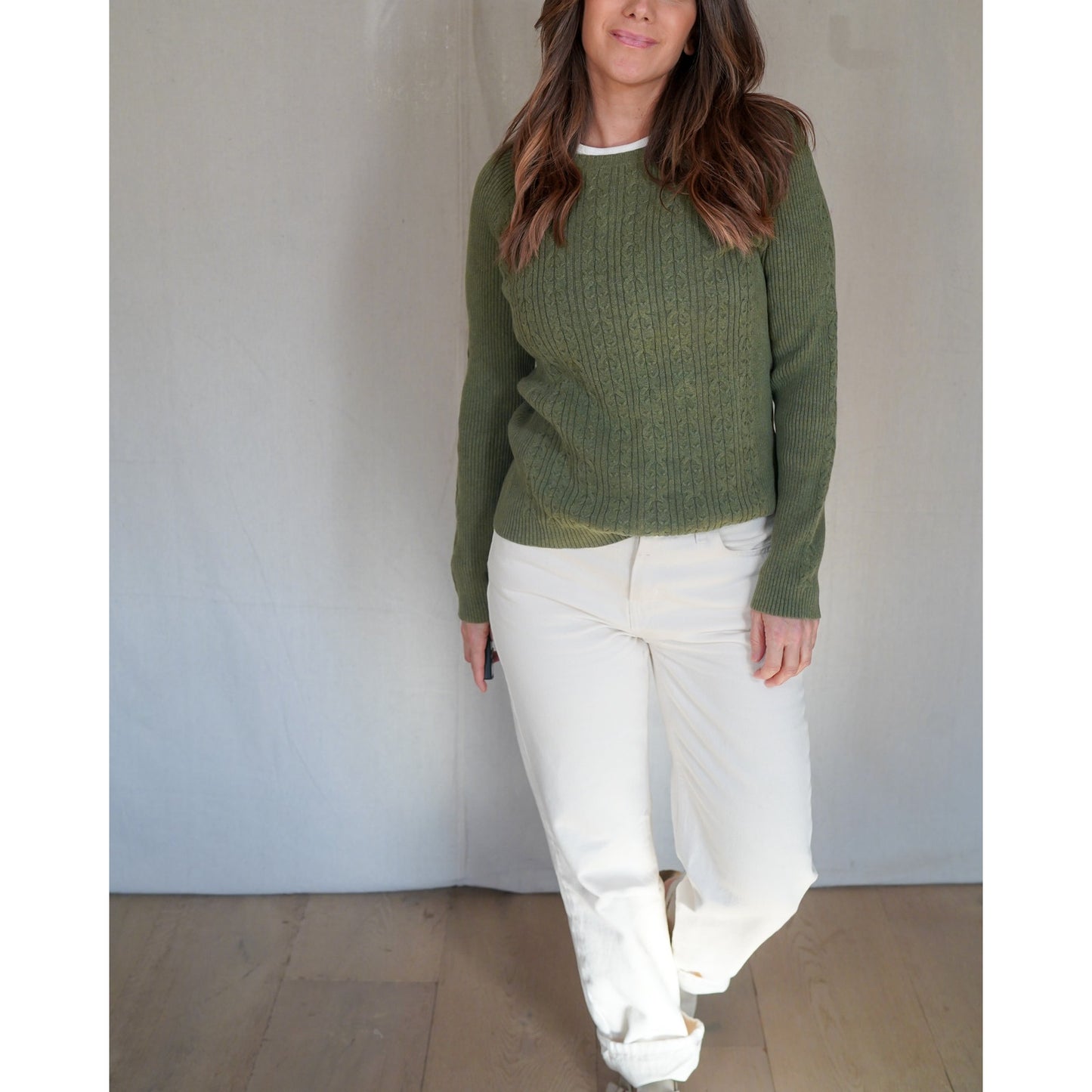 Eddie Bauer Cable Knit Sweater Olive Green – Cotton Blend, Ribbed Trim, Classic Outdoors, Fitted Crewneck