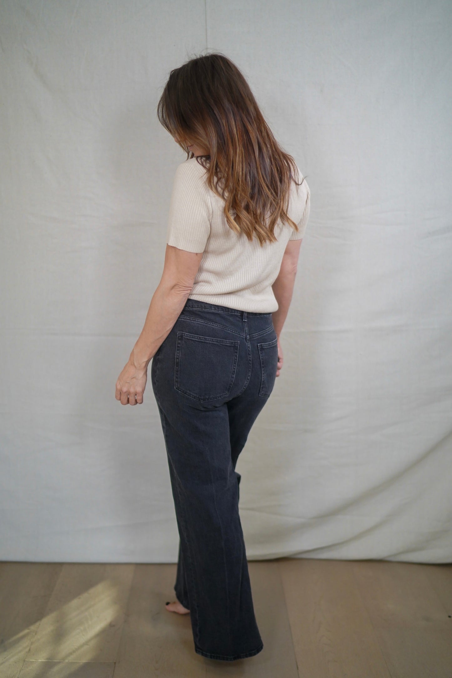 Black High-Rise Straight Jean H&M size 8