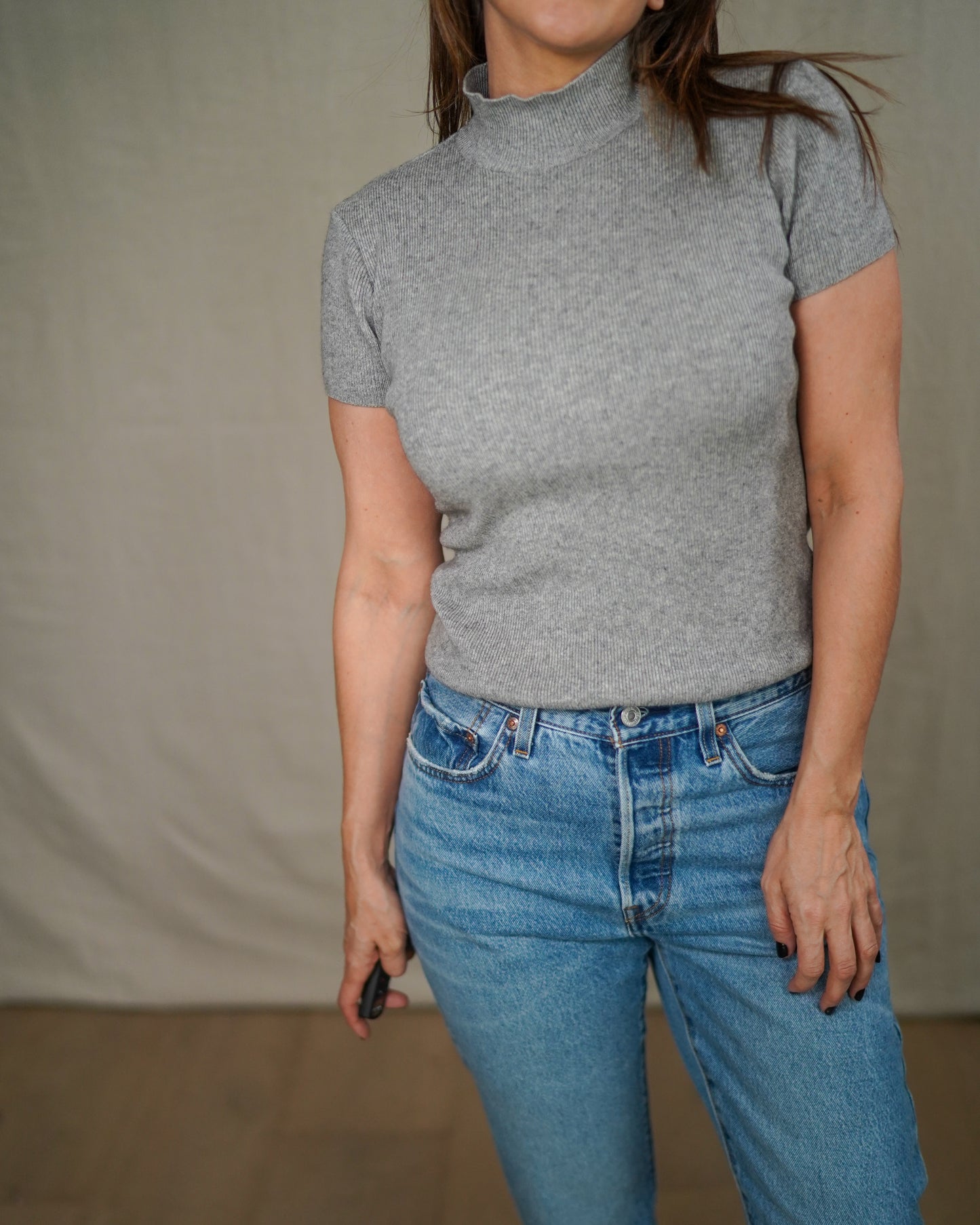 Vintage Gray Ribbed Mock Neck Short Sleeve Top