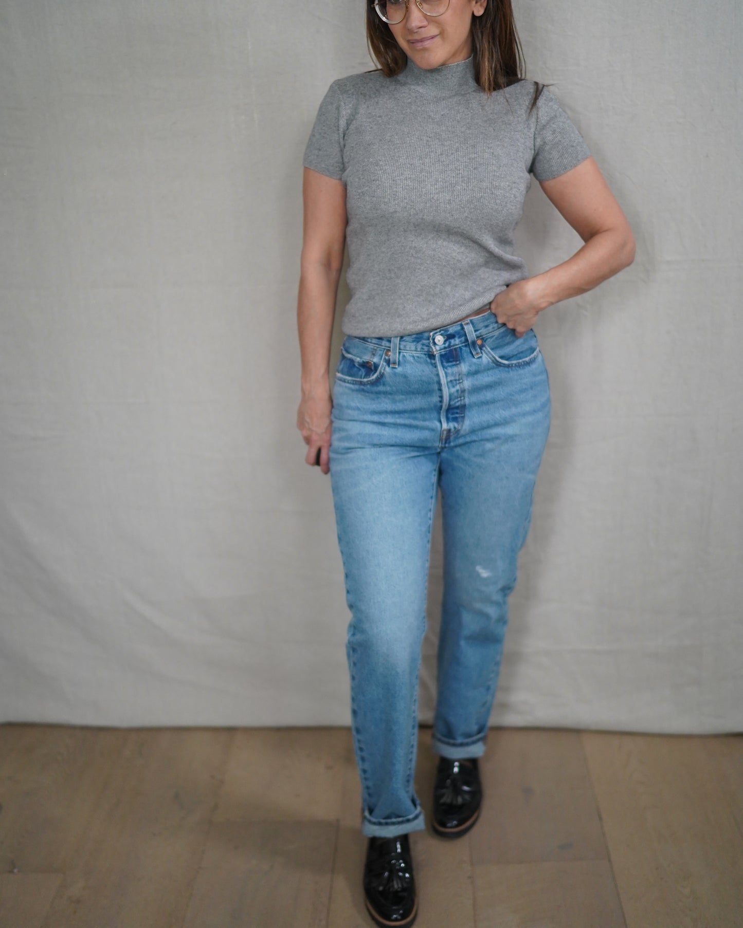 Vintage Gray Ribbed Mock Neck Short Sleeve Top