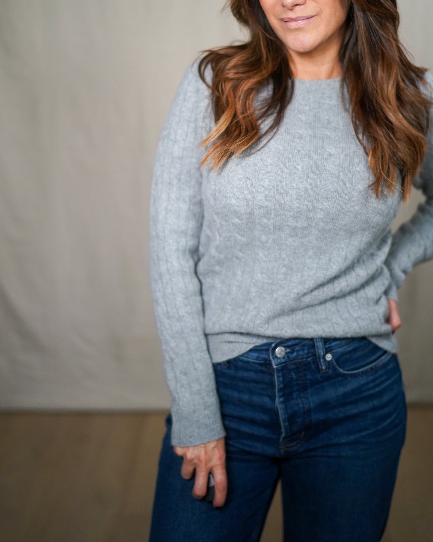 Brooks Brothers Italian Cashmere Cable Knit Sweater – Gray