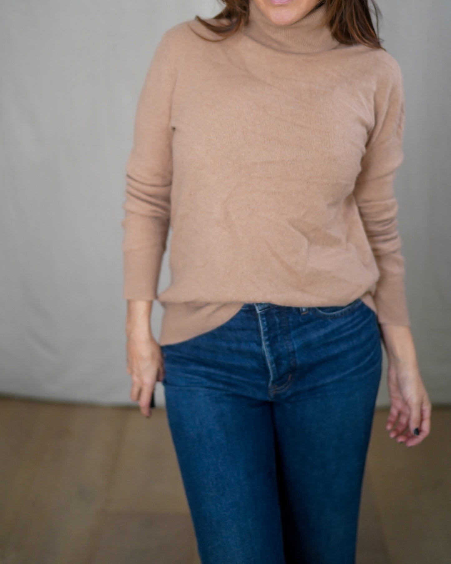 Equipment Femme Camel Cashmere Turtleneck Sweater | Luxury Neutral Knit | Soft Minimal Layering Staple