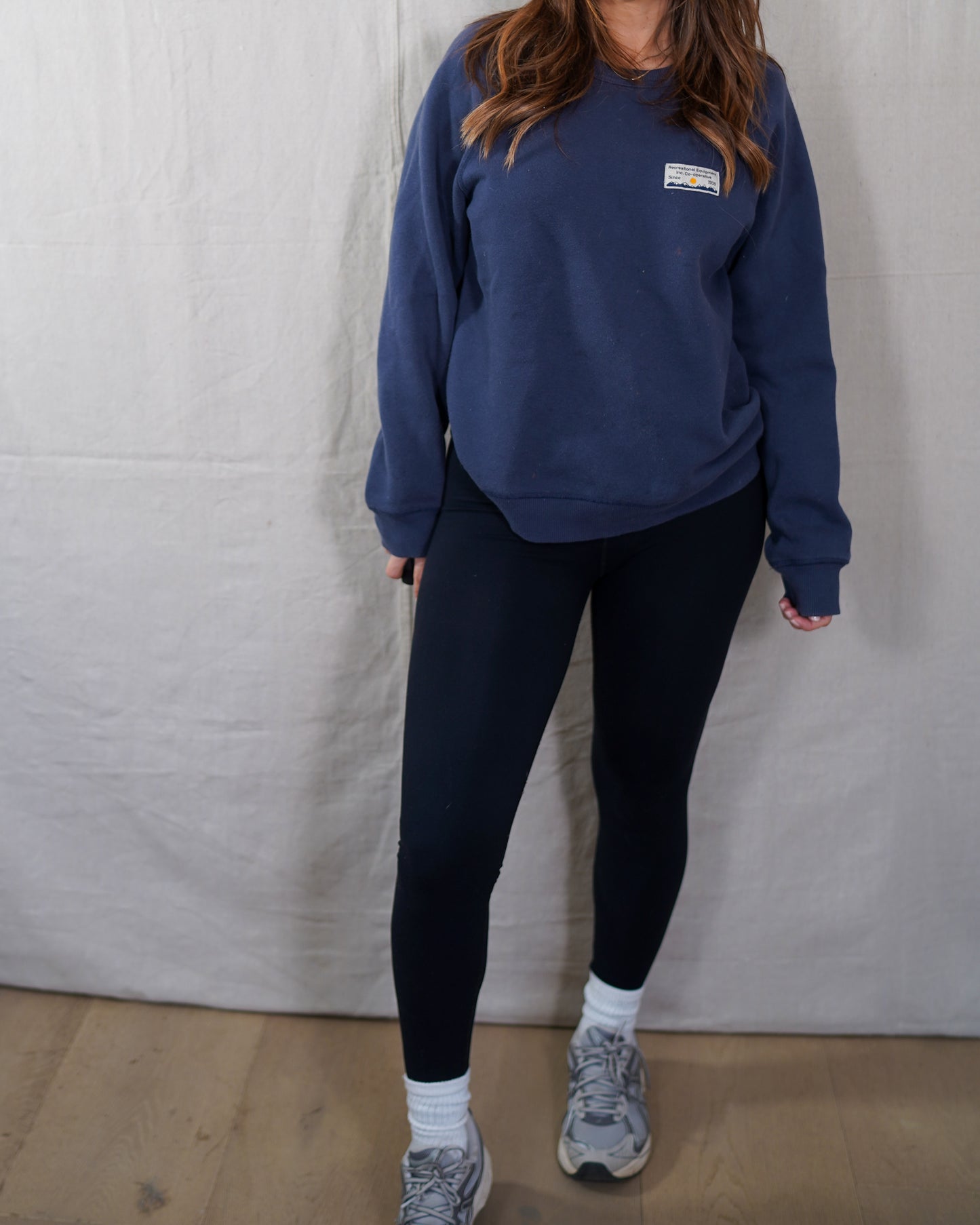 Vintage Navy REI Crewneck Sweatshirt