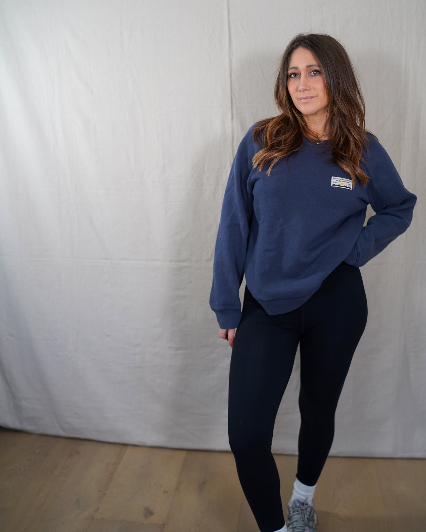 Vintage Navy REI Crewneck Sweatshirt