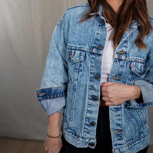 Vintage Levi’s Trucker Denim Jacket - Jean Jacket - Size M