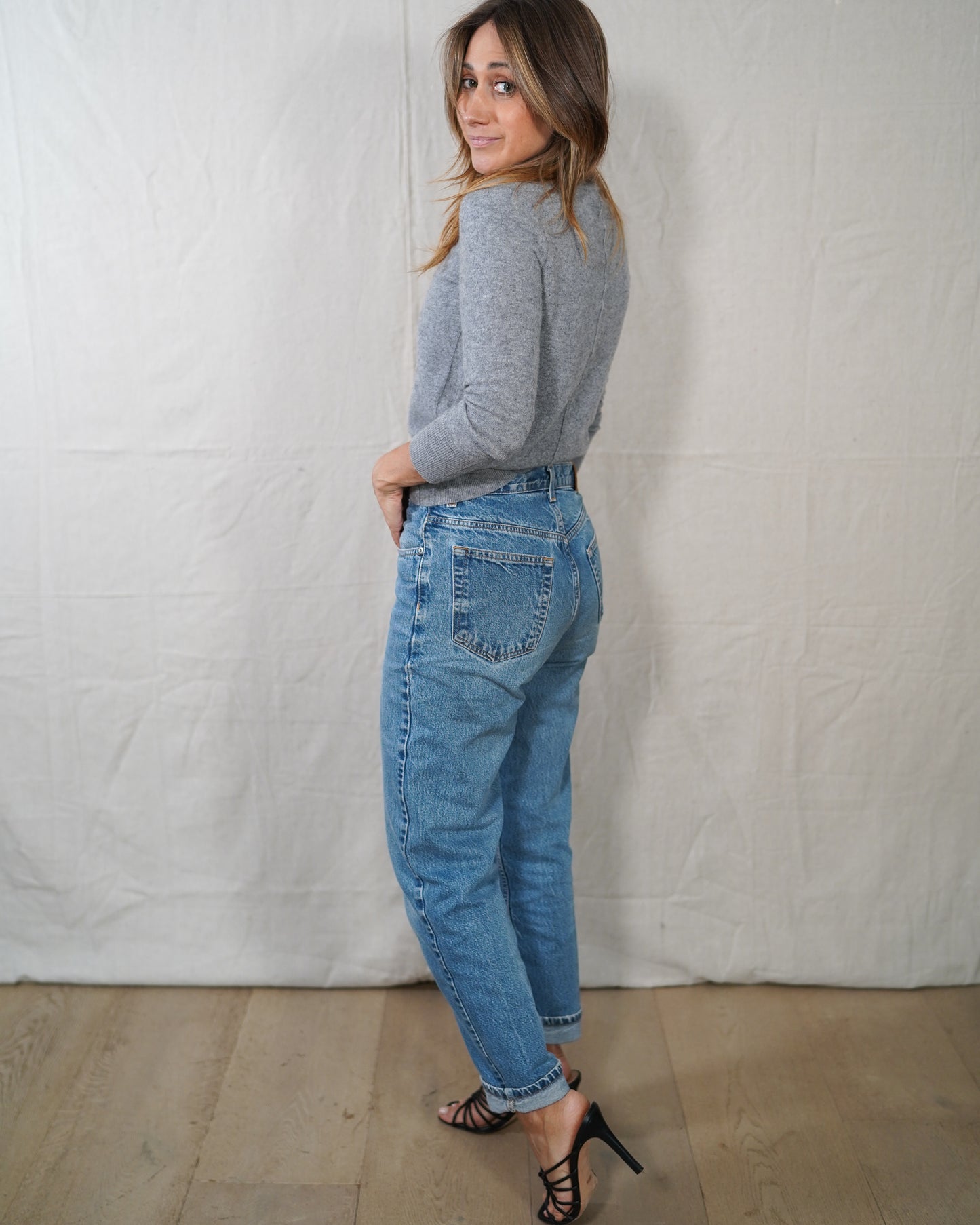 Banana Republic Italian Merino Blend Gray Sweater – Size S