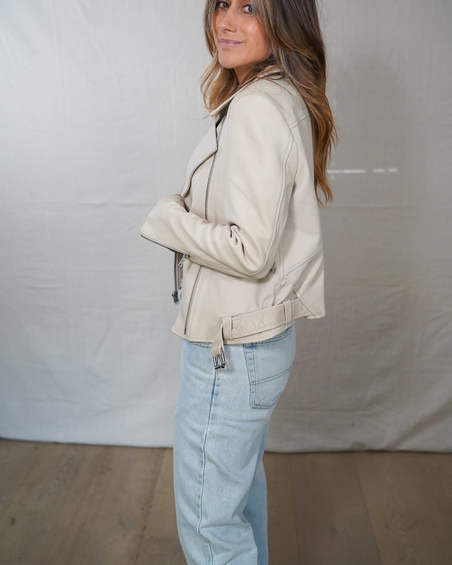A.L.C. 100% Leather Moto Jacket Cream Silver Hardware Size 6