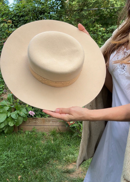 Lack of Color Ziggy Wide Brim Hat – Cream Wool Felt