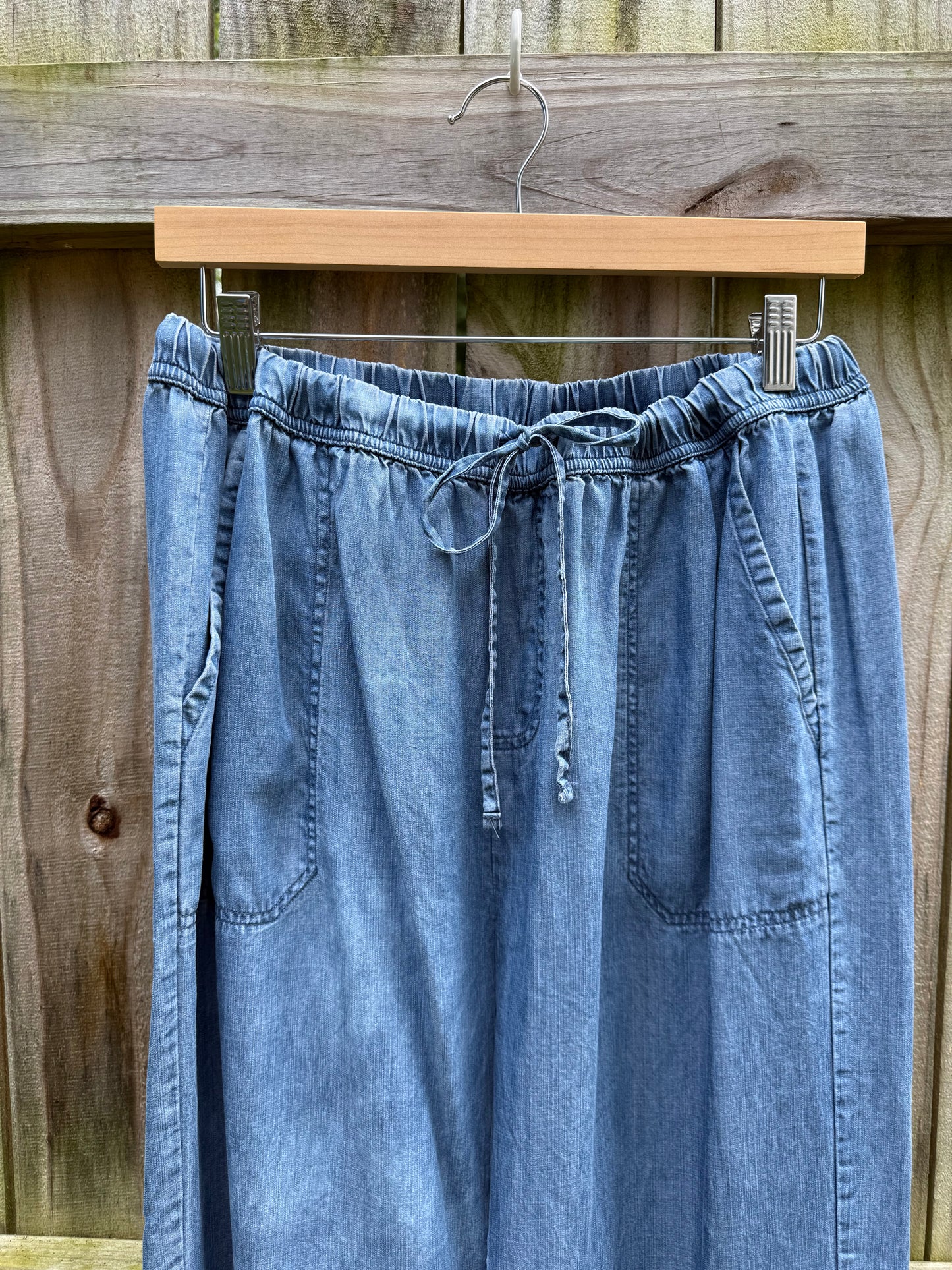 Splendid Chambray Wide Leg Pull-On Pants | Tencel Denim Palazzo Pants | Soft Wash Blue