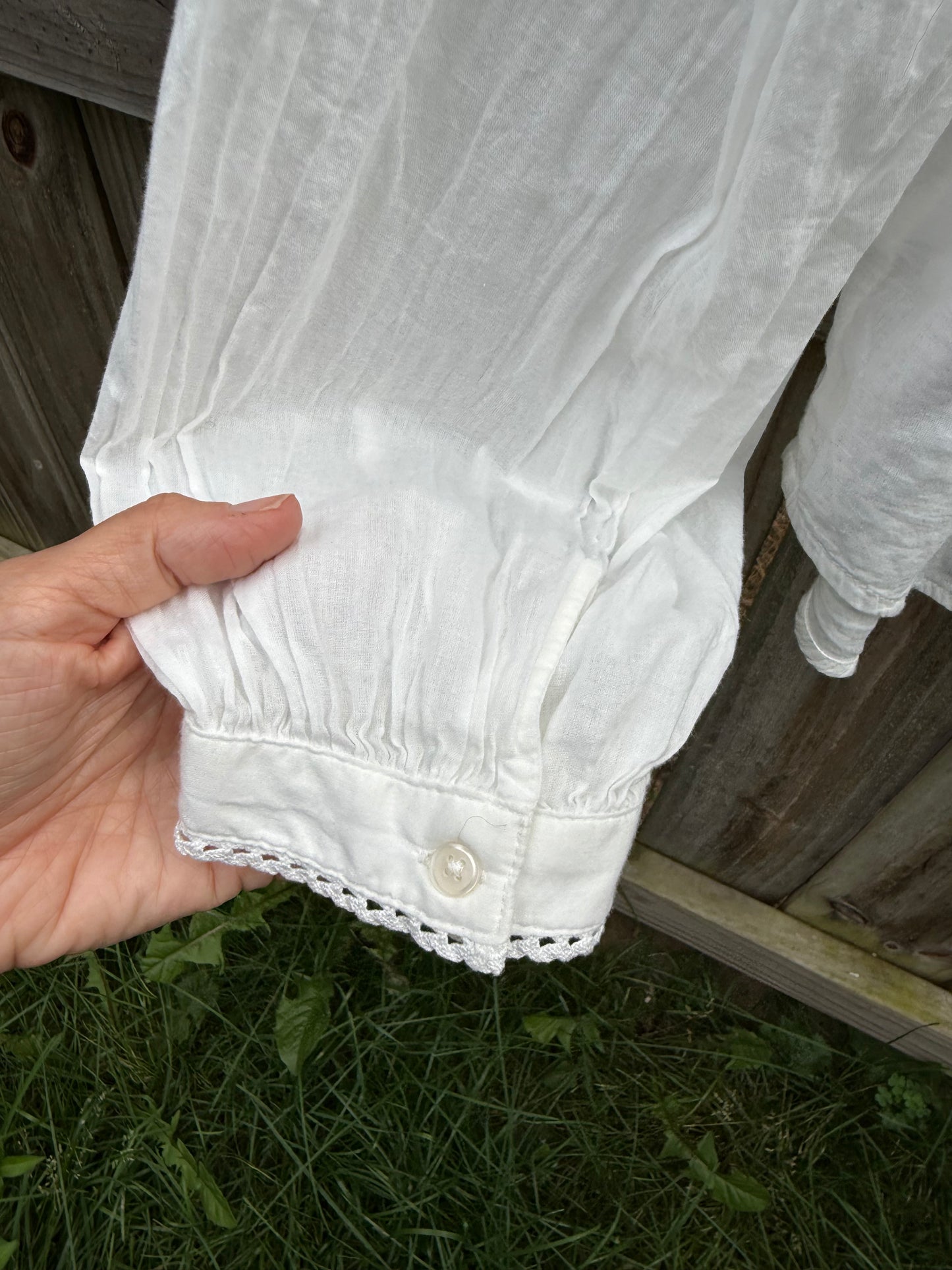 GAP Lace Pintuck Cotton Blouse | S