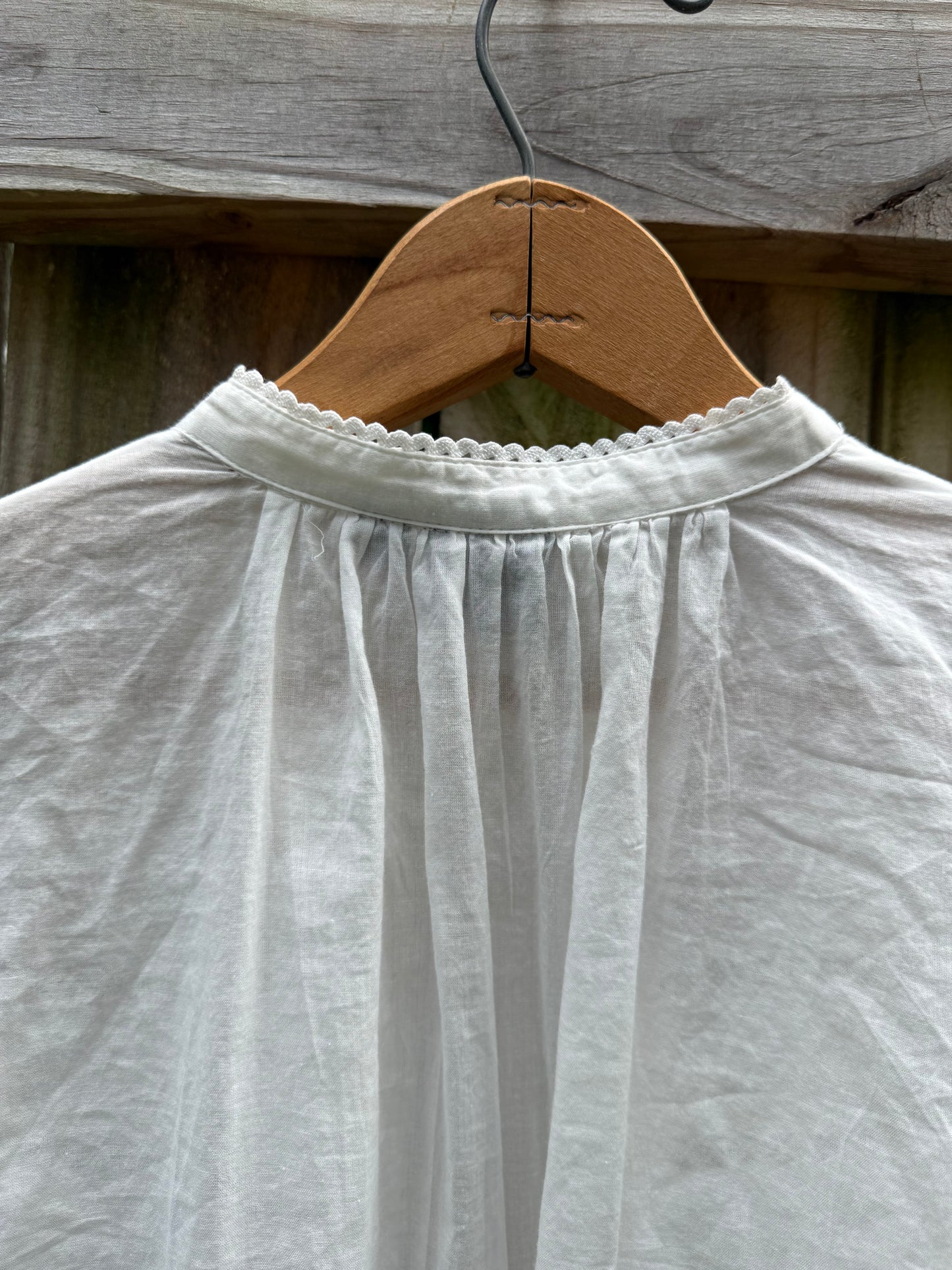 GAP Lace Pintuck Cotton Blouse | S