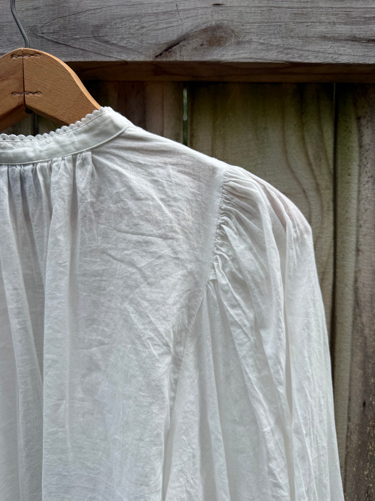 GAP Lace Pintuck Cotton Blouse | S