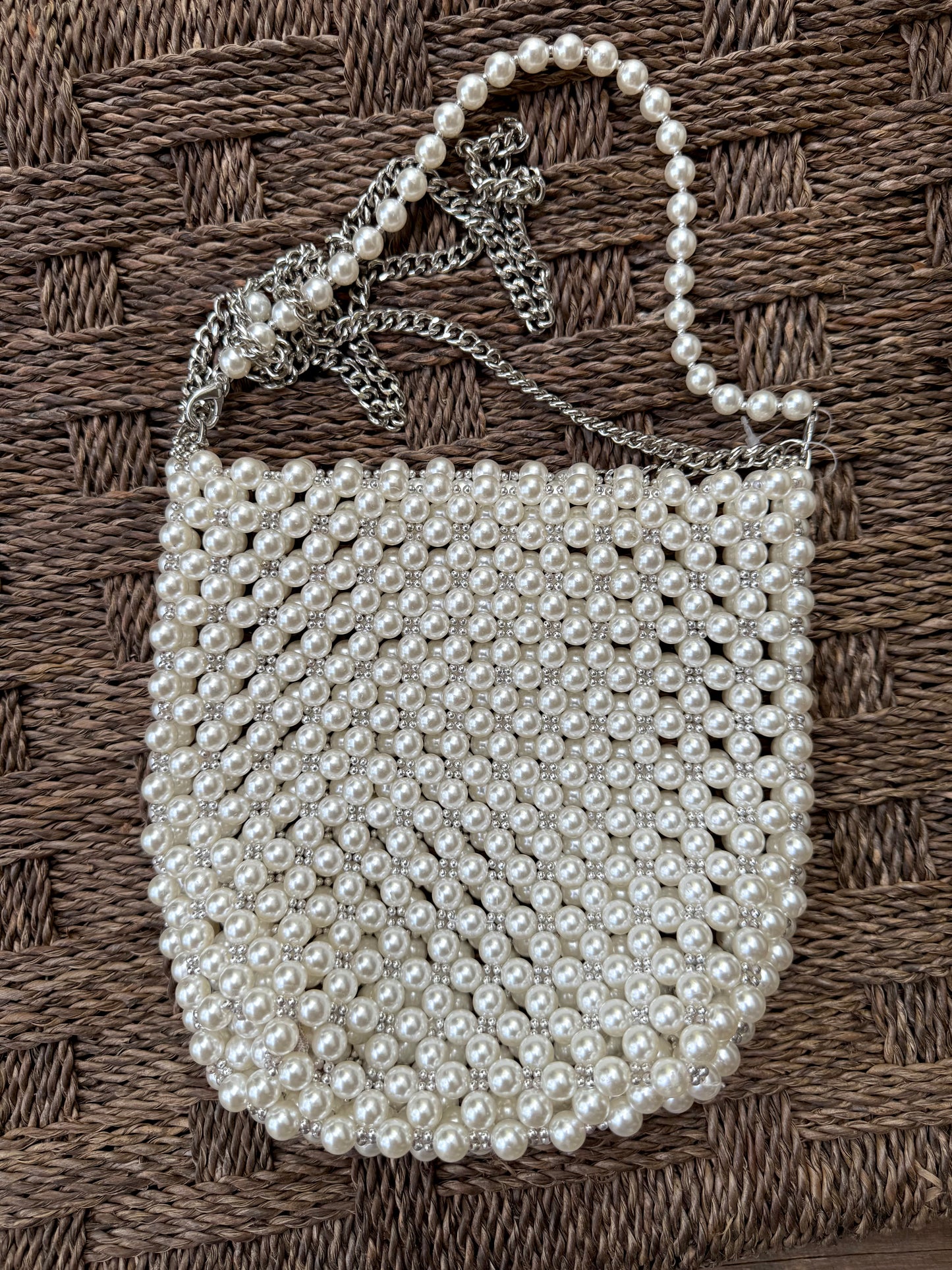 Vintage-Style Pearl Beaded Shoulder Bag