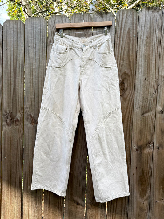 Carpenter-Inspired Wide Leg Jeans / Cream