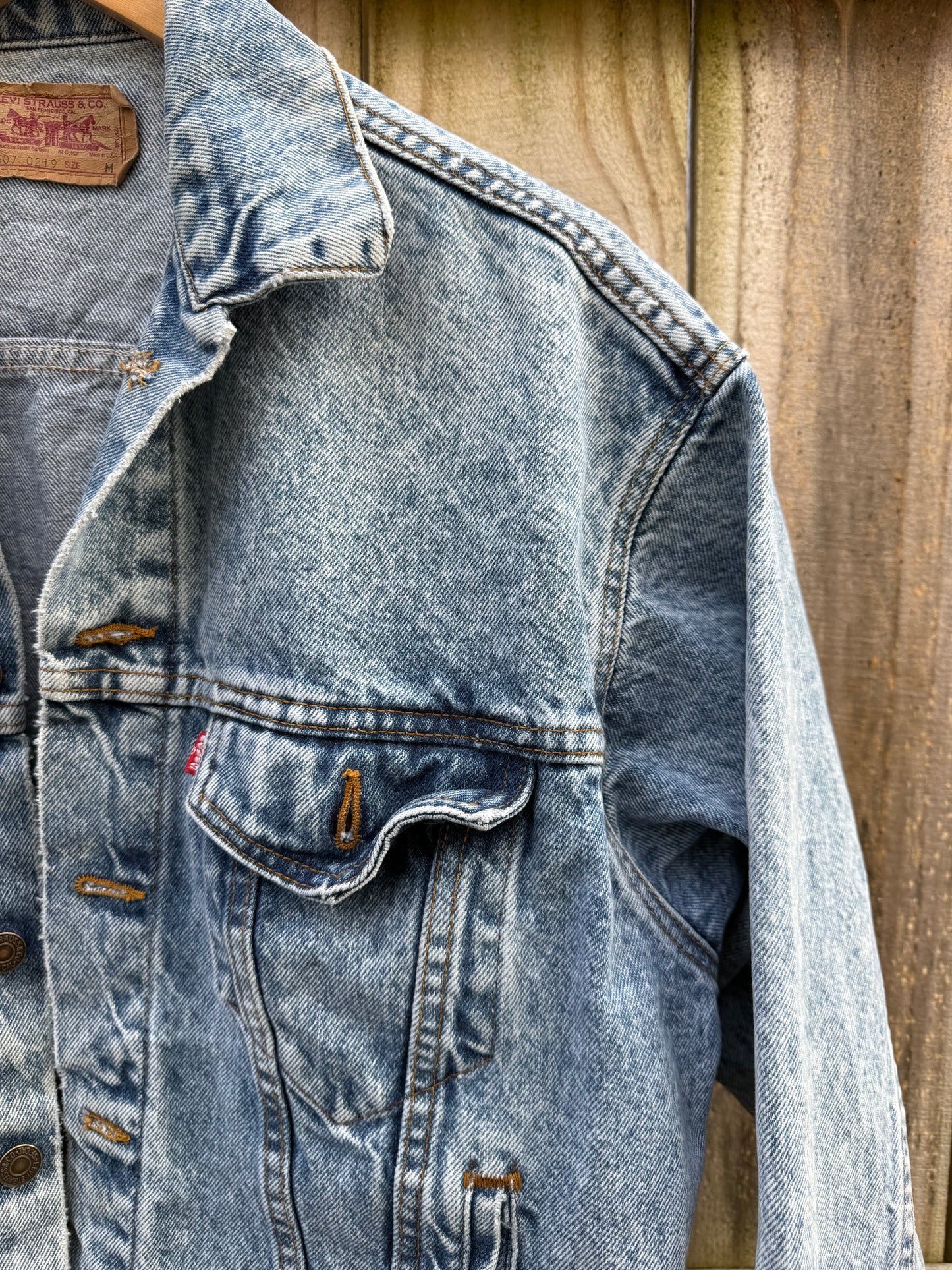 Vintage Levi’s Trucker Denim Jacket - Jean Jacket - Size M