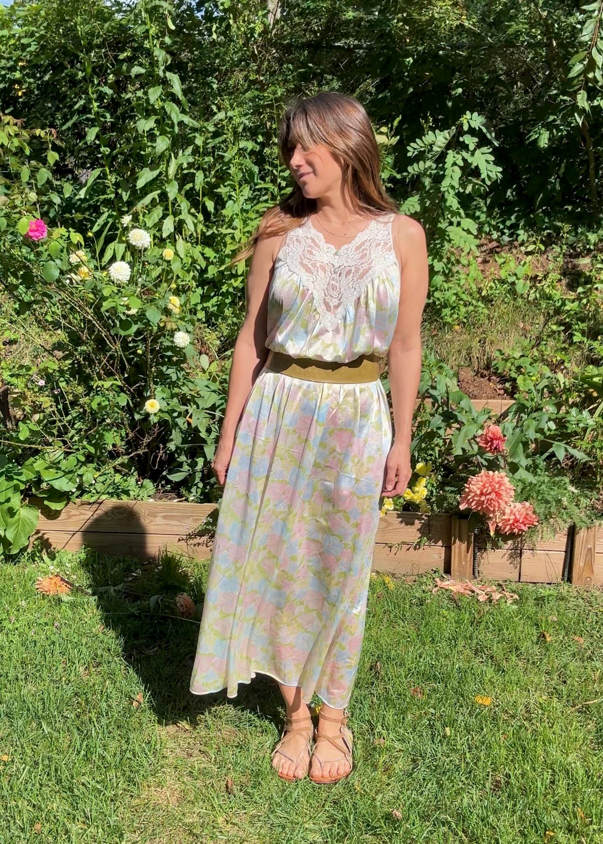 Vintage 1970s Vassarette Pastel Lace Slip Dress Nightgown (Maxi)