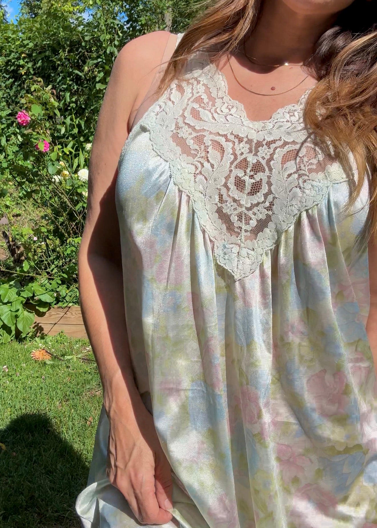 Vintage 1970s Vassarette Pastel Lace Slip Dress Nightgown (mini)