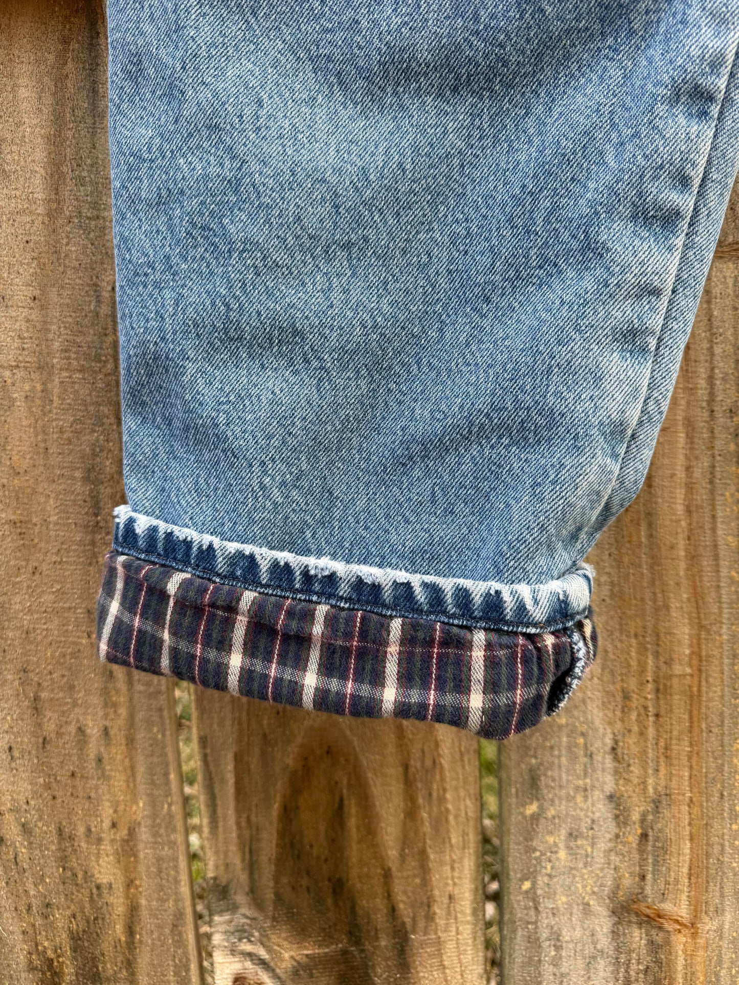 L.L.Bean Flannel Lined Jeans Comfort Waist Denim Pants Blue Plaid Lining