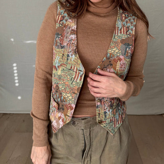 Vintage Tapestry Vest – Fitted 90s Cool Girl Layer