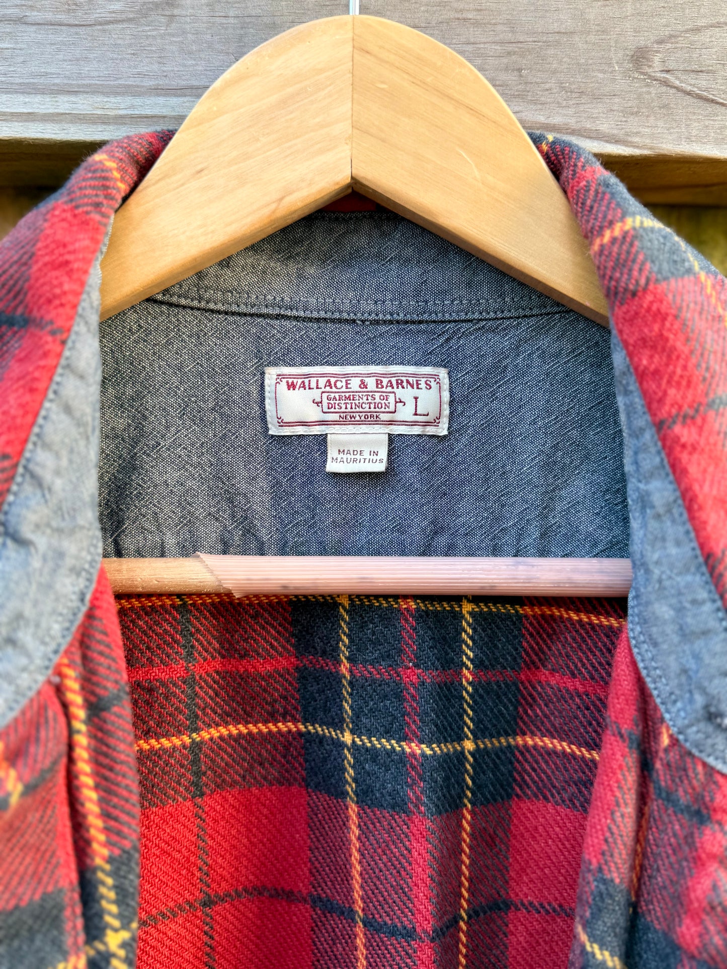 Vintage Wallace &; Barnes Plaid Flannel – 90s Workwear Layer