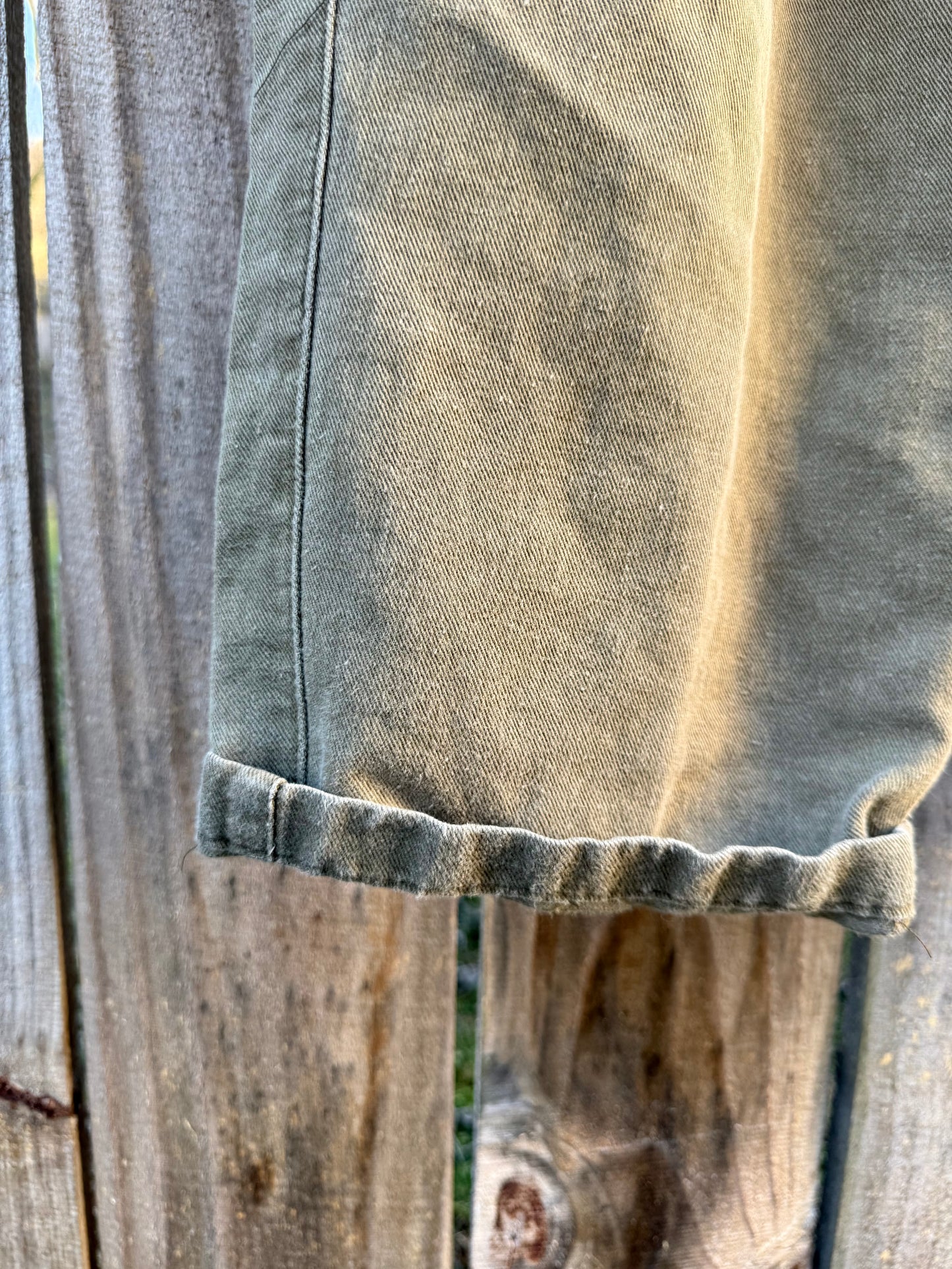 Vintage Bugle Boy Olive Twill Trousers – Relaxed 90s Fit